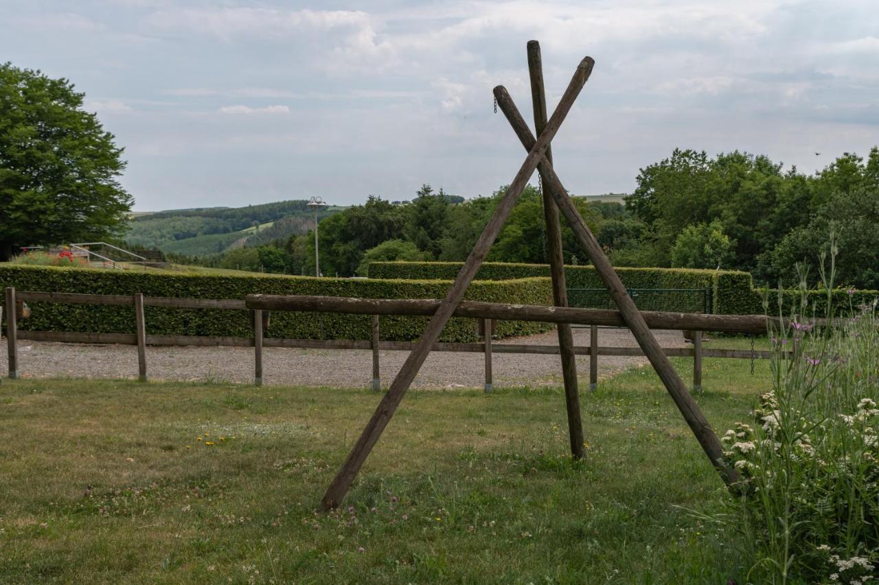 Chanteloup, Maison D'Hotes - Halleux Halleux  Екстериор снимка